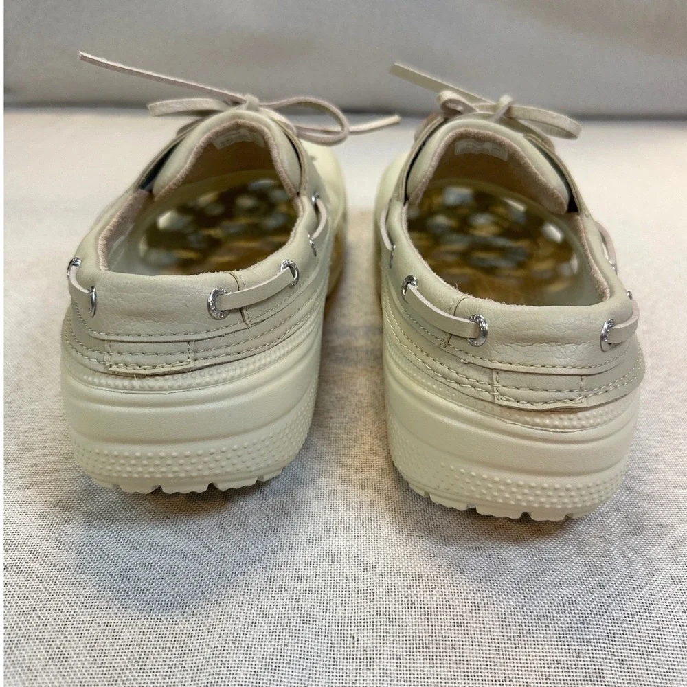 Crocs Beach Line Boat Shoe Mens 10 Womens 12 Tan Leather Classic Preppy Nautical